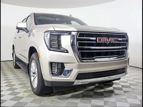 Used 2021 GMC Yukon SLT w/ SLT Premium Package RWD image 1