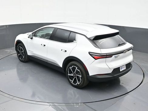 New 2026 Chevrolet Equinox EV LT image 55