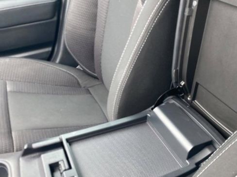 Used 2024 Subaru Outback Premium w/ Popular Package #1A image 29