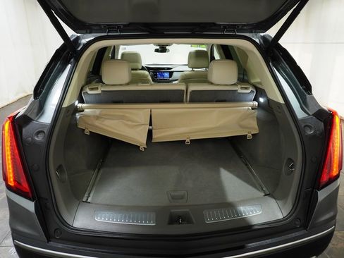 Used 2022 Cadillac XT5 Premium Luxury image 6