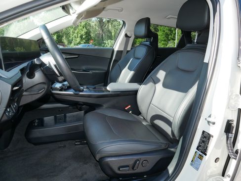 Certified 2022 Kia EV6 Wind AWD/4WD image 34