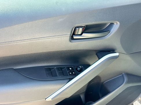 Used 2024 Toyota Corolla Cross LE w/ Moonroof Package FWD image 19