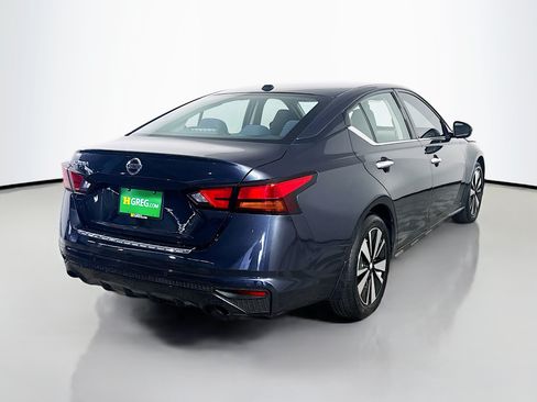 Used 2020 Nissan Altima 2.5 SV FWD image 10