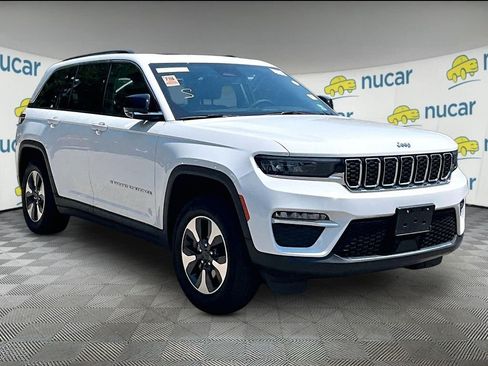 Used 2023 Jeep Grand Cherokee 4WD 4xe image 1