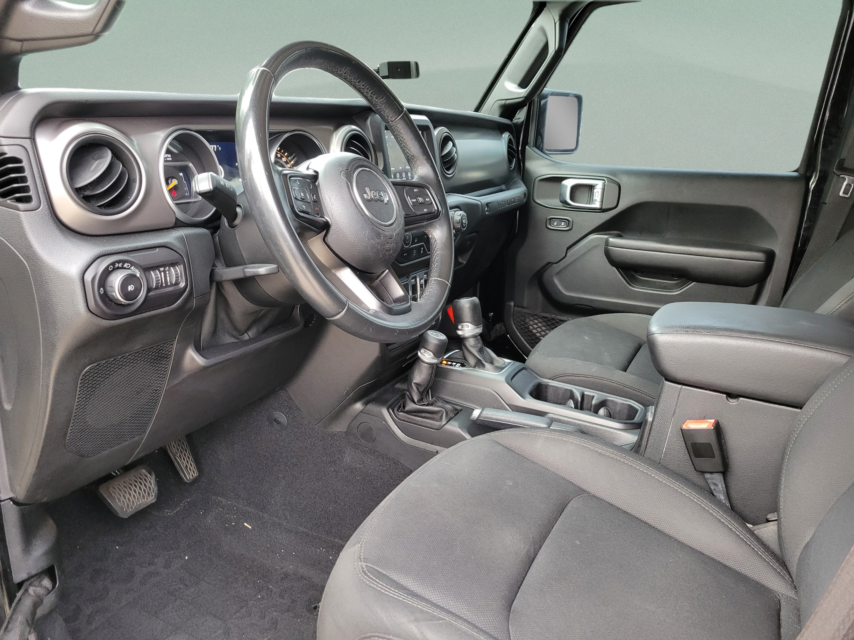 Used 2018 Jeep Wrangler Unlimited Sport S AWD/4WD image 16