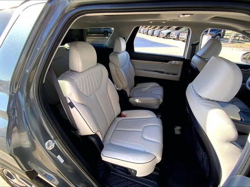 Used 2023 Hyundai Palisade Limited image 20