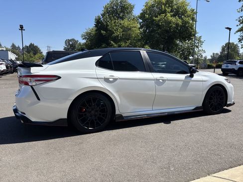 Used 2020 Toyota Camry TRD FWD image 4