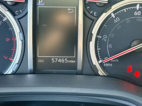 Used 2020 Toyota 4Runner Limited image 39