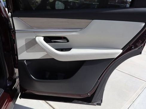 Used 2024 MAZDA CX-90 3.3 Turbo w/ Premium Plus Pkg image 33