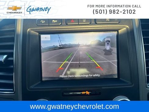 Used 2020 Ford Expedition XLT w/ Equipment Group 202A AWD/4WD image 19