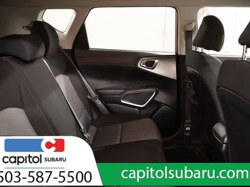 Used 2023 Kia Soul LX w/ LX Technology Package FWD image 27