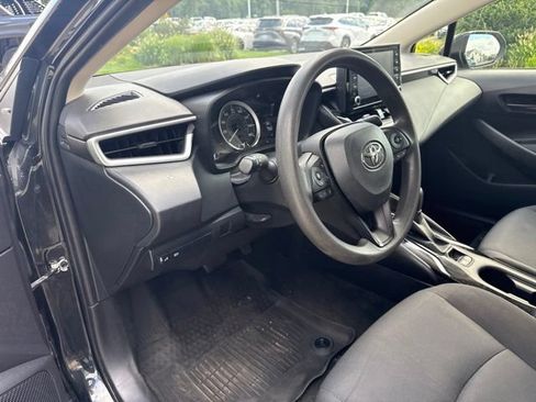 Used 2022 Toyota Corolla LE FWD image 14