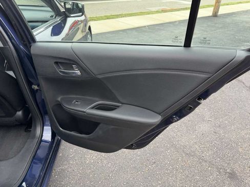 Used 2014 Honda Accord Sport image 17