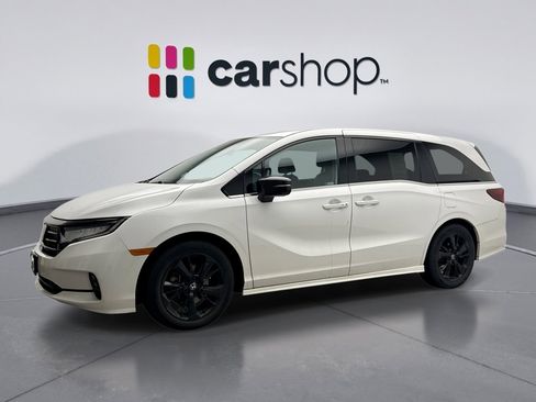 Used 2023 Honda Odyssey Sport image 1