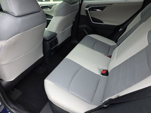 Used 2022 Toyota RAV4 Limited AWD/4WD image 14