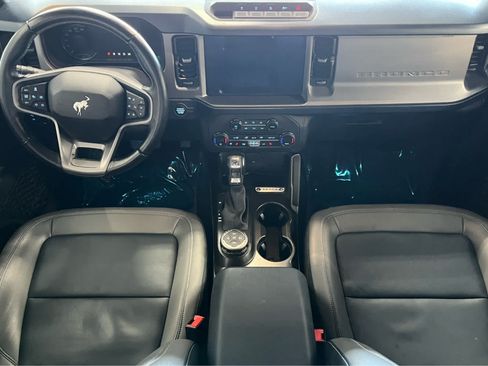Used 2023 Ford Bronco Outer Banks w/ Sasquatch Package AWD/4WD image 6