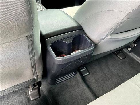 Used 2018 Toyota Tacoma SR RWD image 23