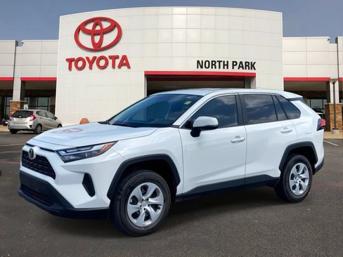 Used 2024 Toyota RAV4 LE FWD image 1