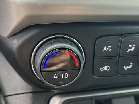 Used 2023 GMC Acadia SLE w/ Driver Convenience Package FWD image 37