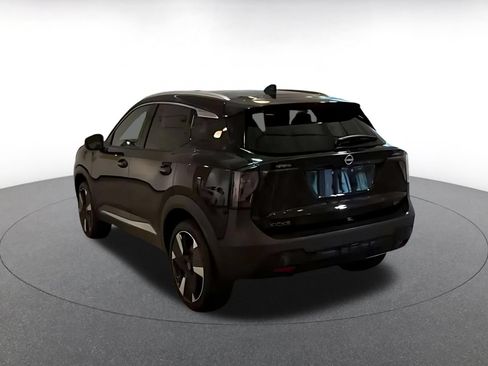 Used 2026 Nissan Kicks SR FWD image 10