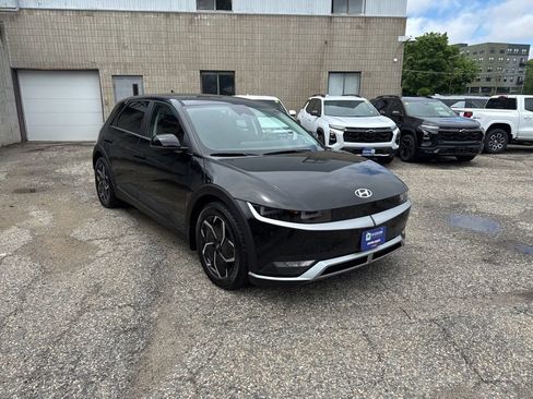 Used 2024 Hyundai Ioniq 5 SEL AWD/4WD image 8