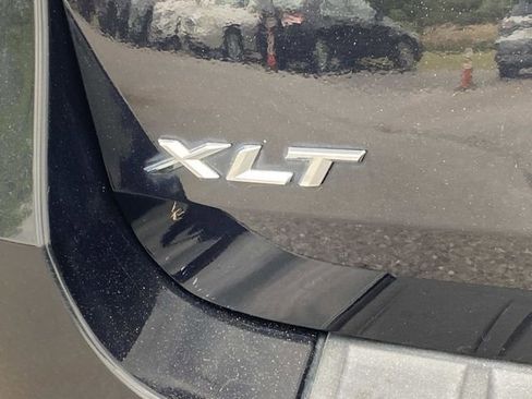 Certified 2020 Ford Explorer XLT w/ Equipment Group 202A RWD image 5