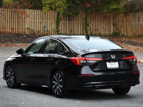 Used 2022 Honda Civic EX image 5