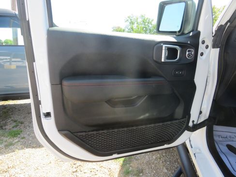 Used 2021 Jeep Gladiator Rubicon image 14