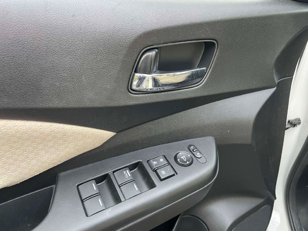 Used 2015 Honda CR-V EX image 18