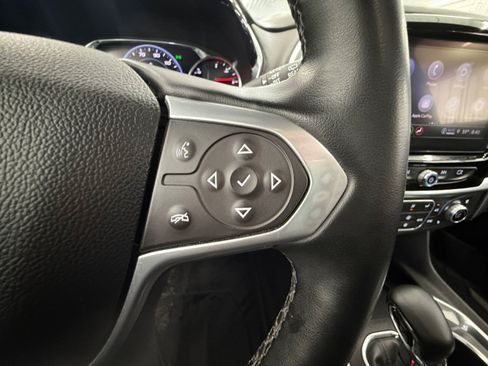 Used 2023 Chevrolet Traverse High Country AWD/4WD image 18