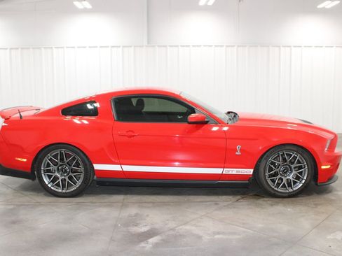 Used 2011 Ford Mustang Shelby GT500 w/ SVT Performance Pkg RWD image 11