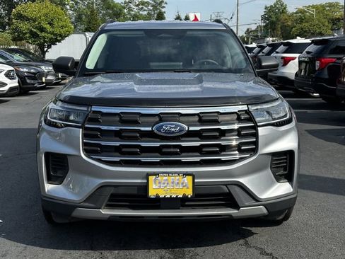 Certified 2025 Ford Explorer Active AWD/4WD image 2