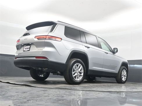New 2025 Jeep Grand Cherokee L Laredo image 41