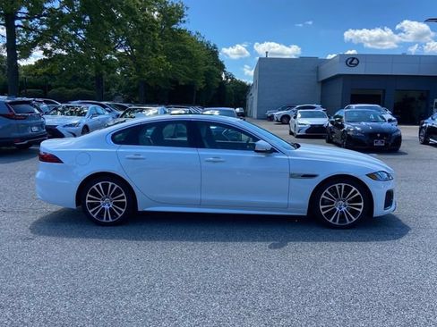 Used 2023 Jaguar XF R-Dynamic SE AWD/4WD image 4