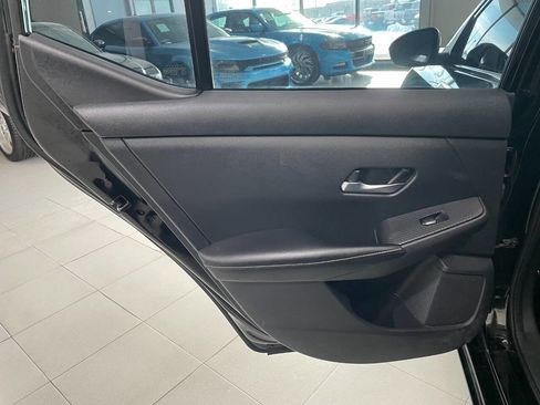 Used 2021 Nissan Sentra SV image 17