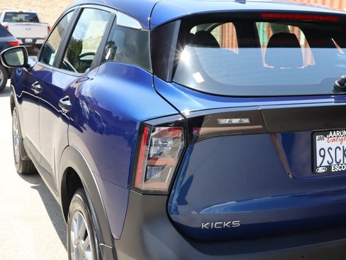 Used 2025 Nissan Kicks S FWD image 16