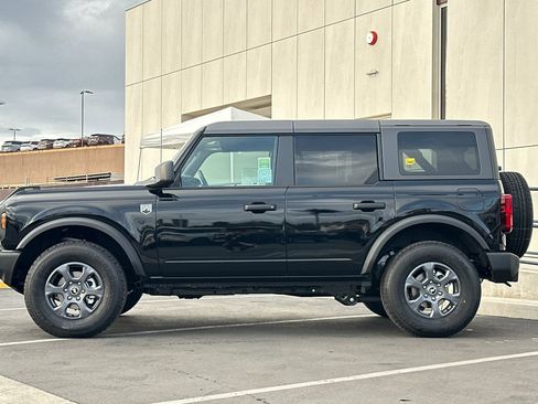 New 2025 Ford Bronco Big Bend image 6