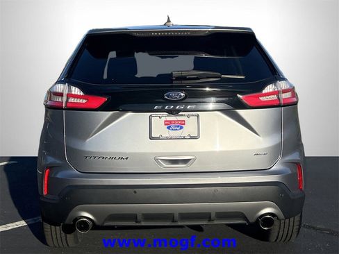 Certified 2022 Ford Edge Titanium image 33