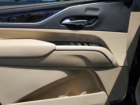 Certified 2023 Cadillac Escalade Premium Luxury w/ LPO, Radiant Package AWD/4WD image 56