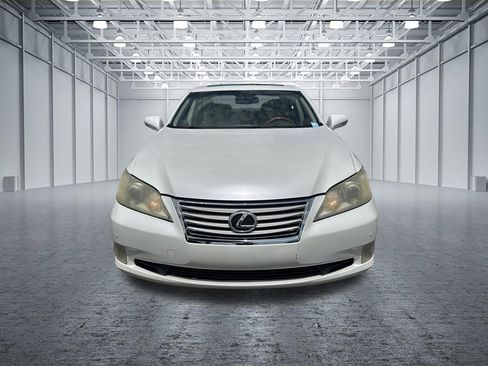 Used 2010 Lexus ES 350 FWD image 2