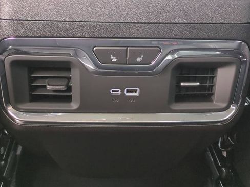 New 2025 GMC Sierra 1500 SLT image 58