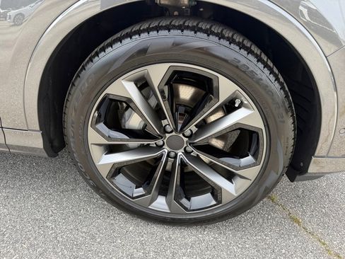 New 2026 Audi Q7 3.0T Premium Plus AWD/4WD image 25