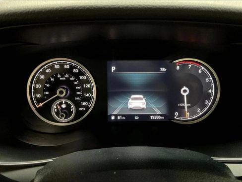 Used 2022 Genesis G70 2.0T RWD image 28