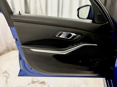 Used 2019 BMW 330i xDrive Sedan w/ M Sport Package image 36