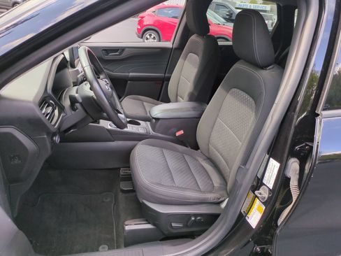 Used 2023 Ford Escape Active AWD/4WD image 10