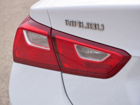 Used 2024 Chevrolet Malibu LT FWD image 9