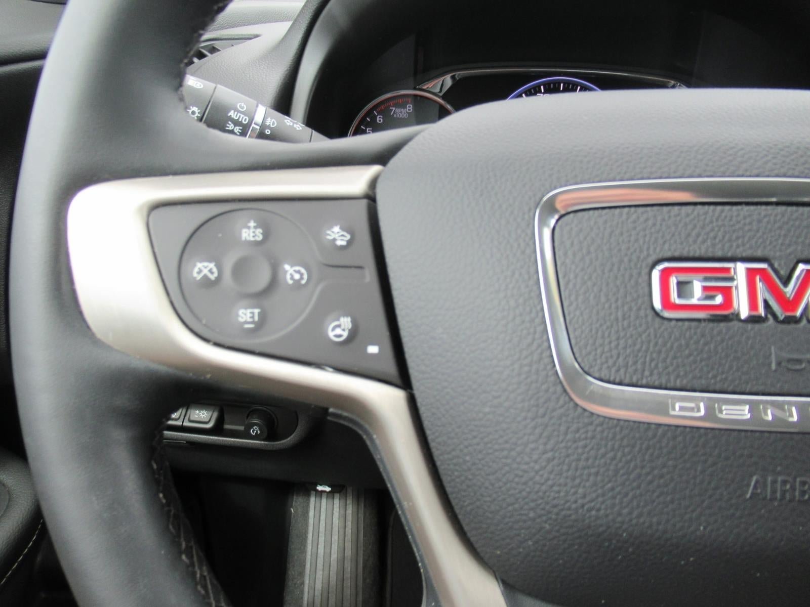 Used 2024 GMC Terrain Denali w/ Denali Premium Package AWD/4WD image 26
