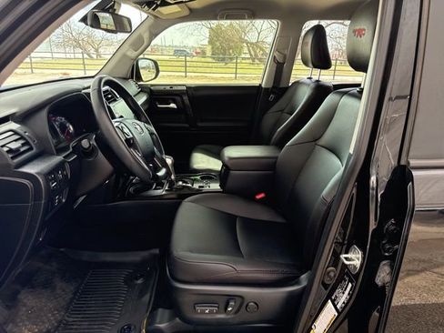 Used 2023 Toyota 4Runner TRD Off-Road Premium image 13