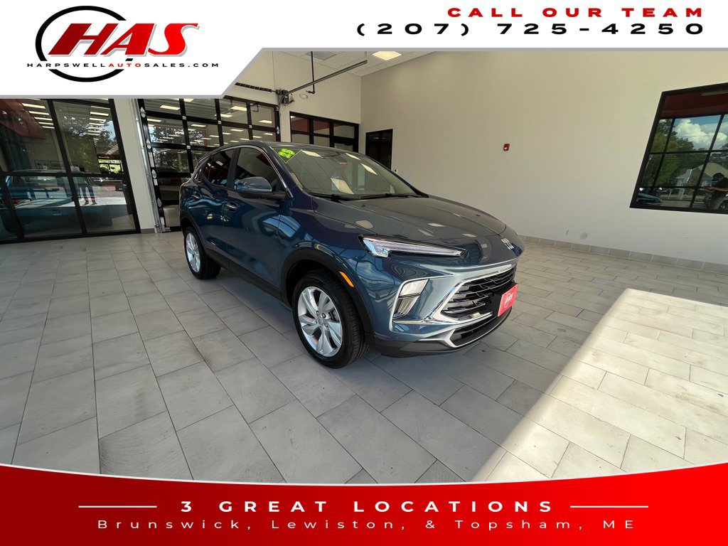 Used 2025 Buick Encore GX Preferred w/ Comfort Package AWD/4WD image 9