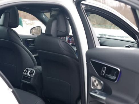 Certified 2024 Mercedes-Benz C 300 4MATIC Sedan image 24